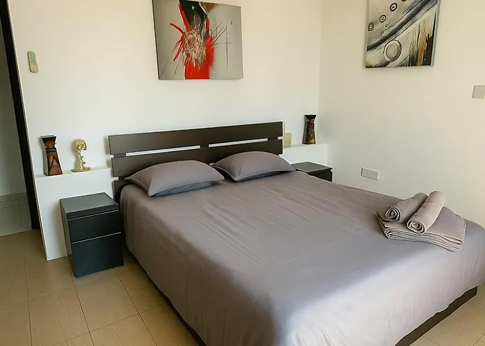 Sunflight 01b One Bedroom