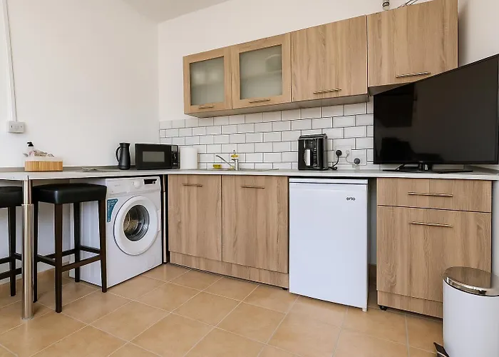 Sunflight 01b One Bedroom * Larnaka