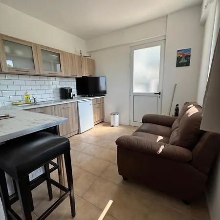 Sunflight 01b One Bedroom * Larnaca