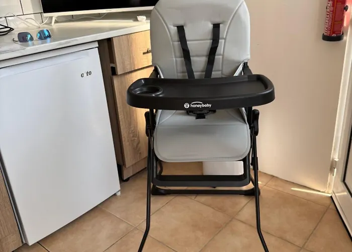 Sunflight 01b One Bedroom Апартаменты *