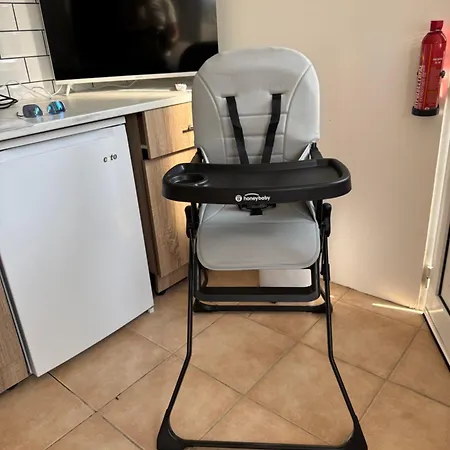 Sunflight 01b One Bedroom Апартаменты *